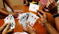 Local News : વાલિયાના ડણસોલી ગામે હનુમાનજી મંદિર પાસે ચાલતા જુગારધામ પર પોલીસનો દરોડો